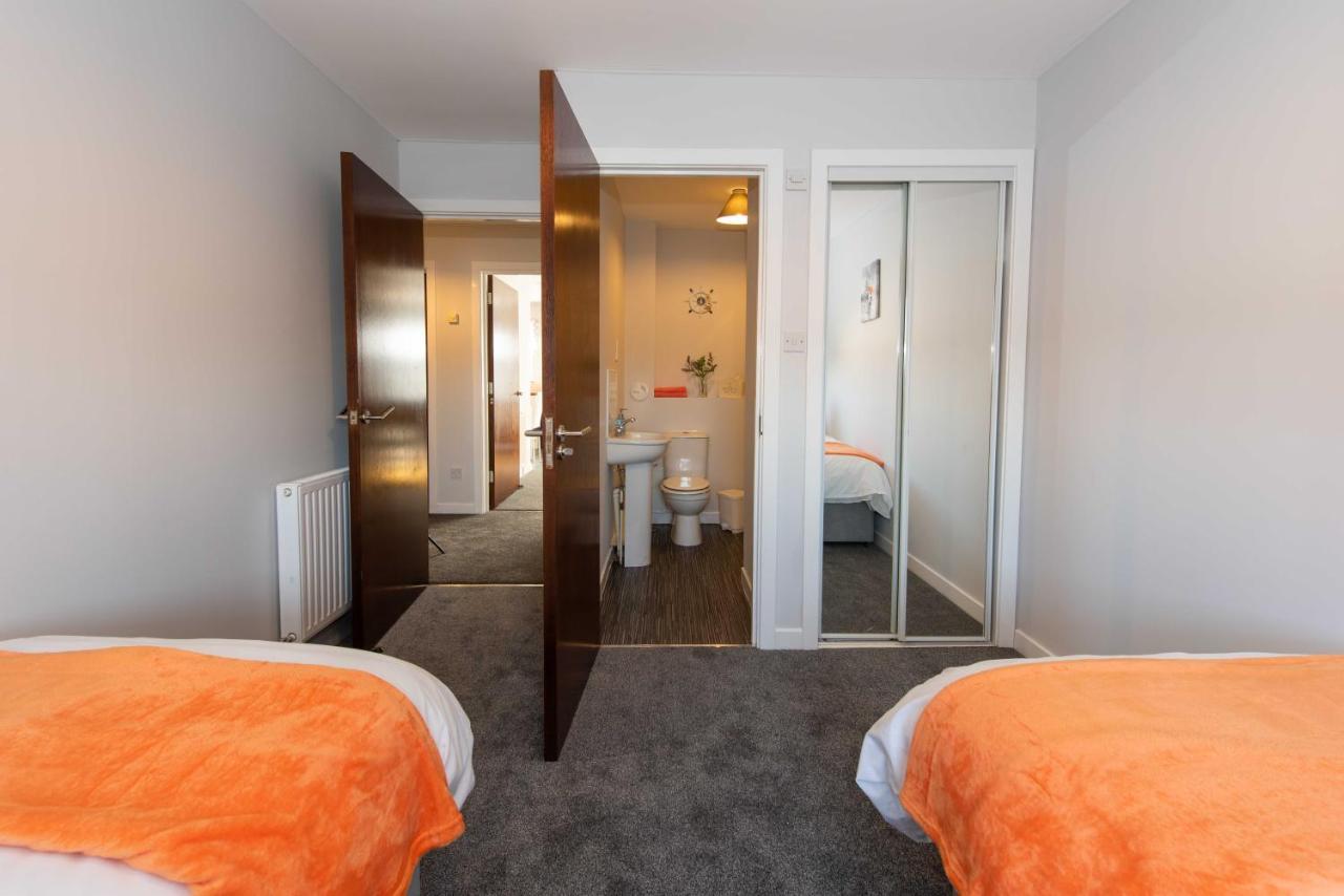 Premier - Wishaw En-Suite Apartment Extérieur photo